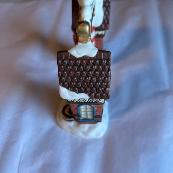 Santa’s village part of a holiday village set - Picture 7 of 9